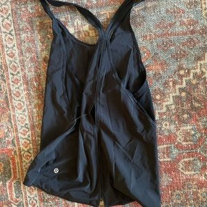Lululemon tank top